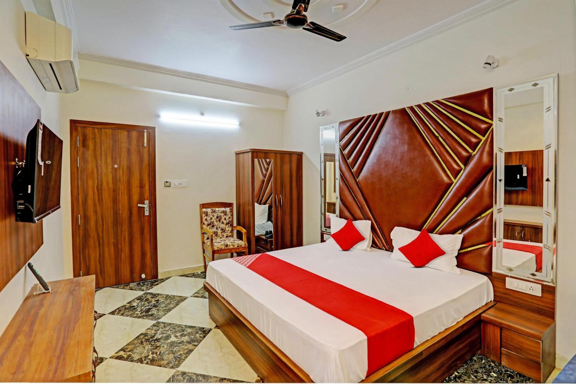Hotel O Al Diwan Banquet And Suites Kanpur Ngoại thất bức ảnh